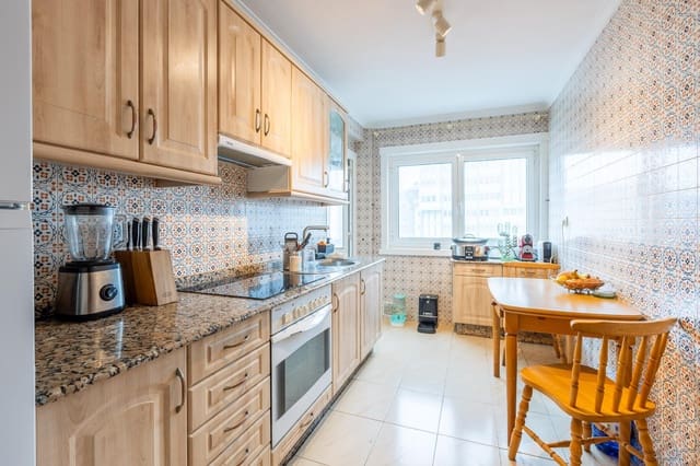 3 slaapkamer Flat te koop in A Coruña stad met garage - € 475.000 (Ref: 9616052)