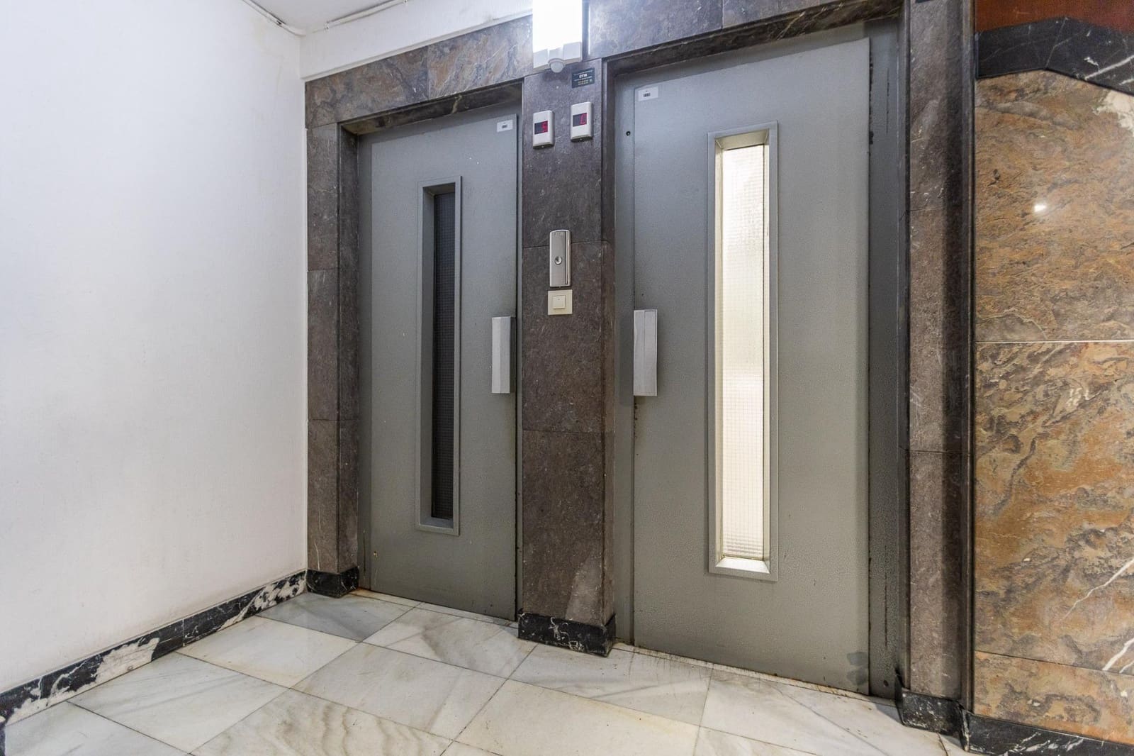 3 camera da letto Appartamento in vendita in A Coruna citta con garage - 475.000 € (Rif: 9616052)