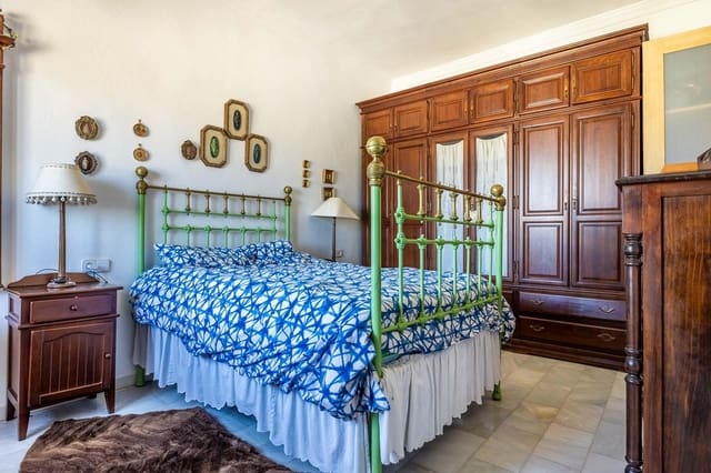 4 sovrum Villa till salu i Villamartín med garage - 265 000 € (Ref: 9627795)