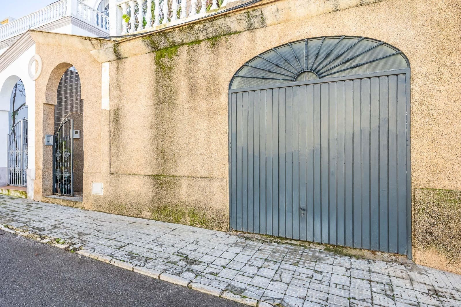 4 sovrum Villa till salu i Villamartin med garage - 265 000 € (Ref: 9627795)