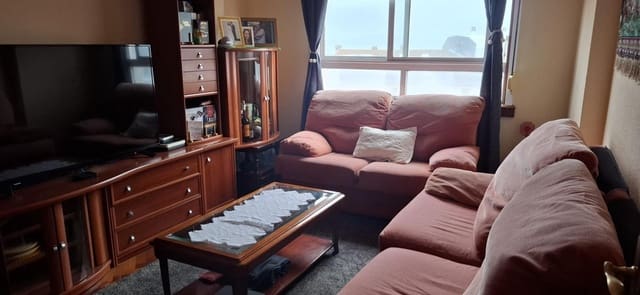 2 bedroom Flat for sale in A Coruña city - € 229,000 (Ref: 9630275)