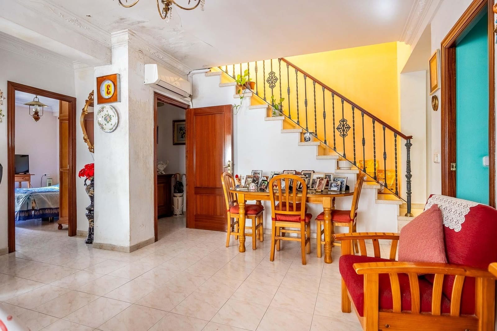 Casa de 3 habitaciones en San Juan de Aznalfarache en venta con garaje - 236.000 € (Ref: 9630276)