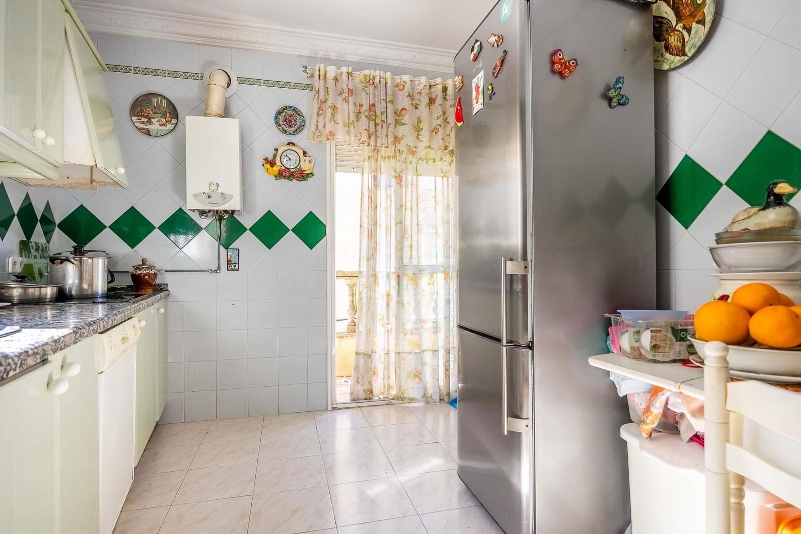 Casa de 3 habitaciones en San Juan de Aznalfarache en venta con garaje - 236.000 € (Ref: 9630276)