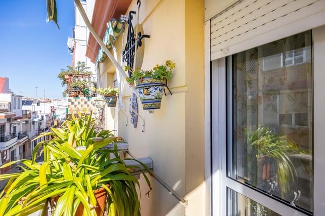 Casa de 3 habitaciones en San Juan de Aznalfarache en venta con garaje - 236.000 € (Ref: 9630276)