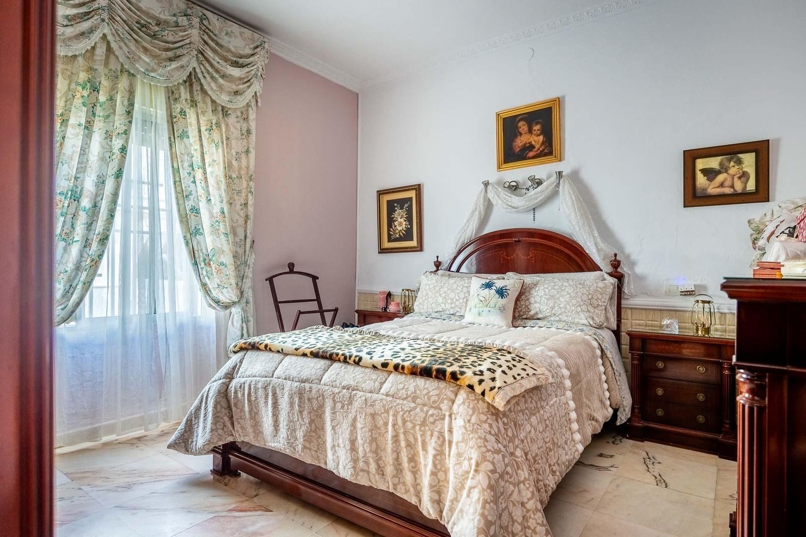 4 soveværelse Villa til salg i Alcala del Rio med garage - € 299.900 (Ref: 9648374)