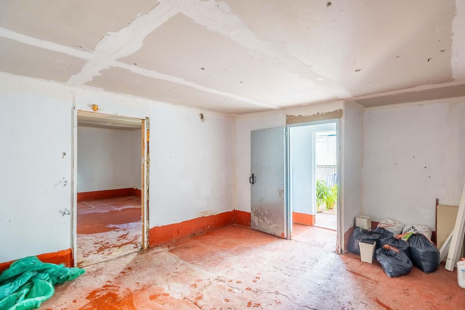 4 soveværelse Villa til salg i Alcala del Rio med garage - € 299.900 (Ref: 9648374)