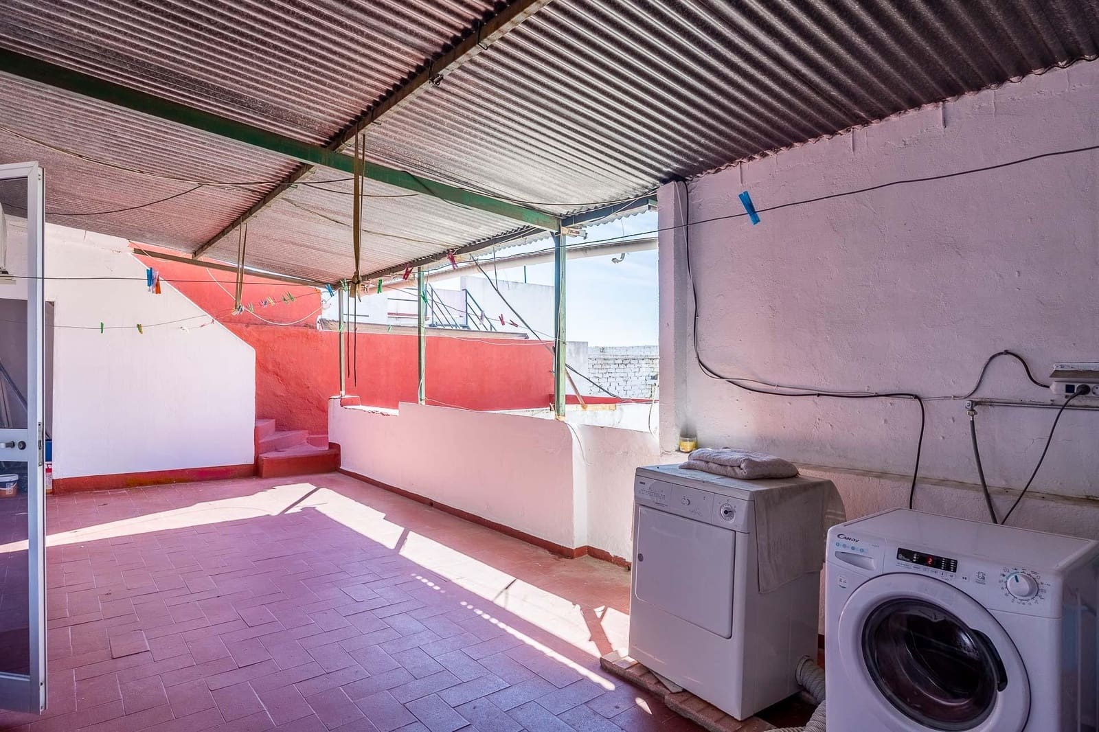 4 soveværelse Villa til salg i Alcala del Rio med garage - € 299.900 (Ref: 9648374)