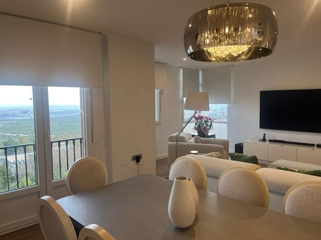 4 camera da letto Appartamento in vendita in Jaén città con garage - 349.000 € (Rif: 9648376)
