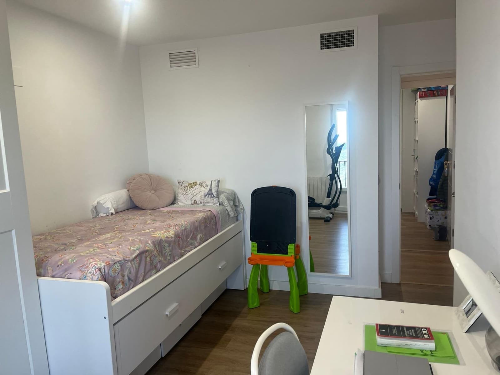 4 camera da letto Appartamento in vendita in Jaen citta con garage - 349.000 € (Rif: 9648376)