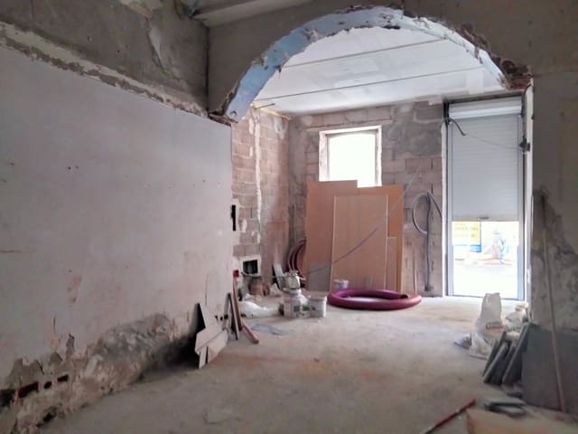 Comercial para arrendar em Centro, Las Palmas de Gran Canaria - 2 100 € (Ref: 9648377)