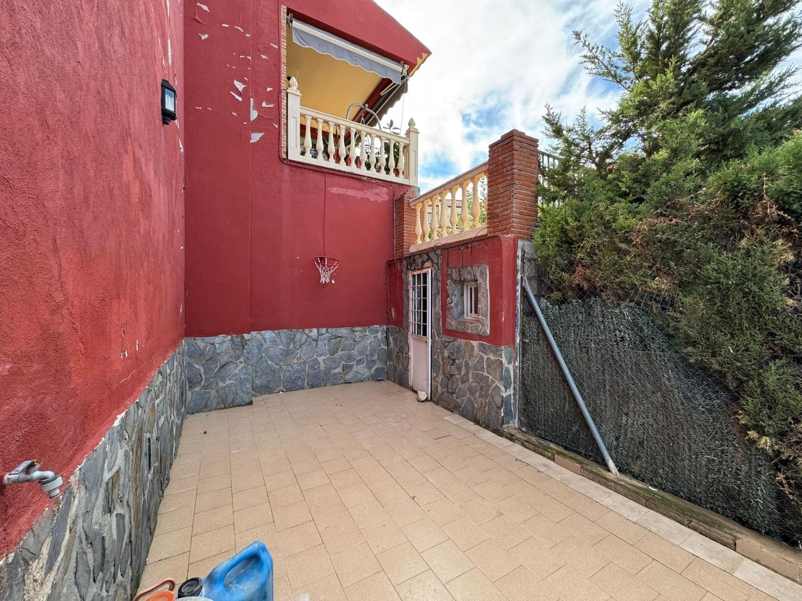 5 quarto Moradia para venda em Xaem cidade com piscina garagem - 380 000 € (Ref: 9659587)