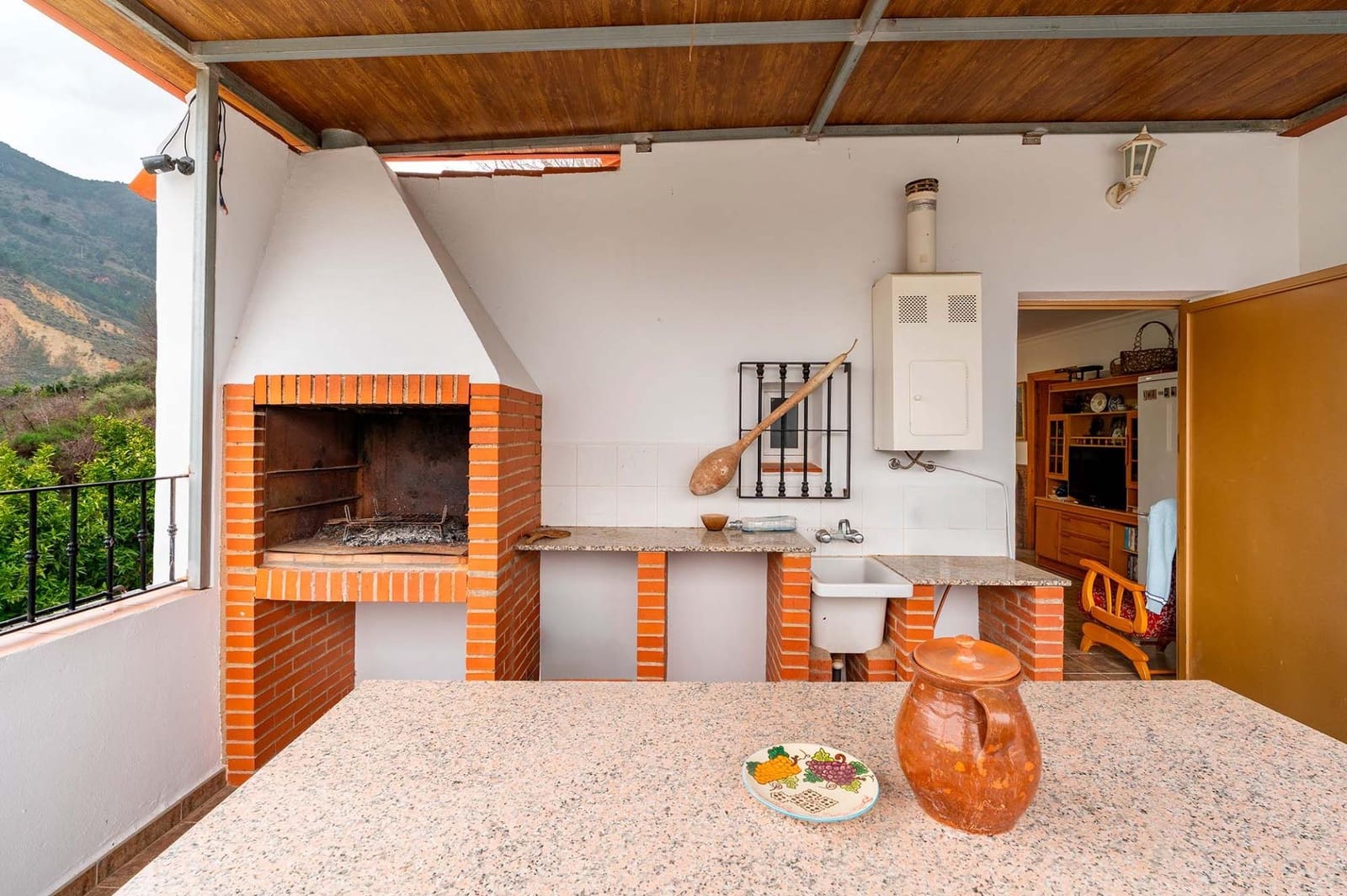 3 slaapkamer Villa te koop in Canjayar met garage - € 320.000 (Ref: 9659588)