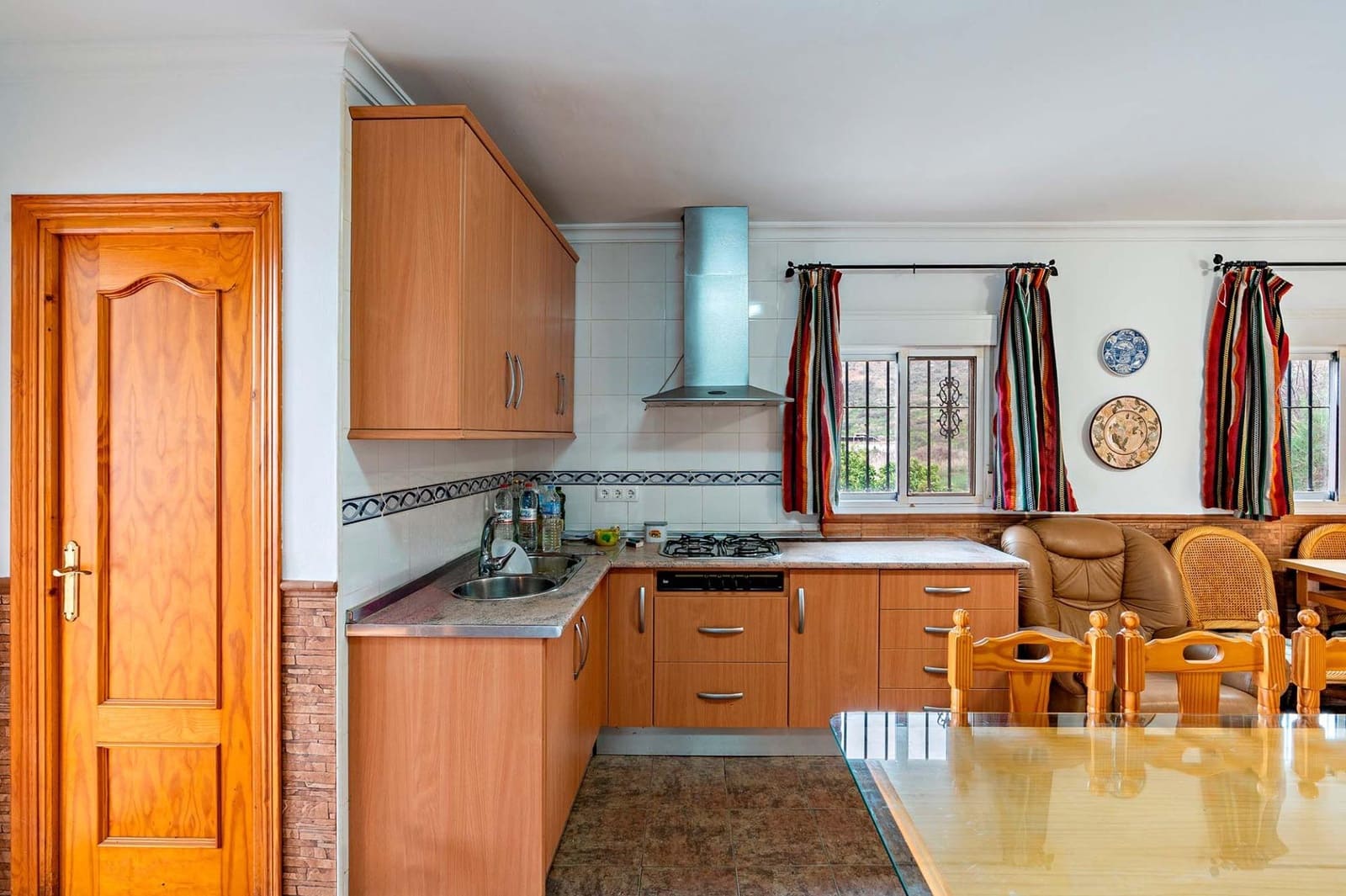 3 slaapkamer Villa te koop in Canjayar met garage - € 320.000 (Ref: 9659588)