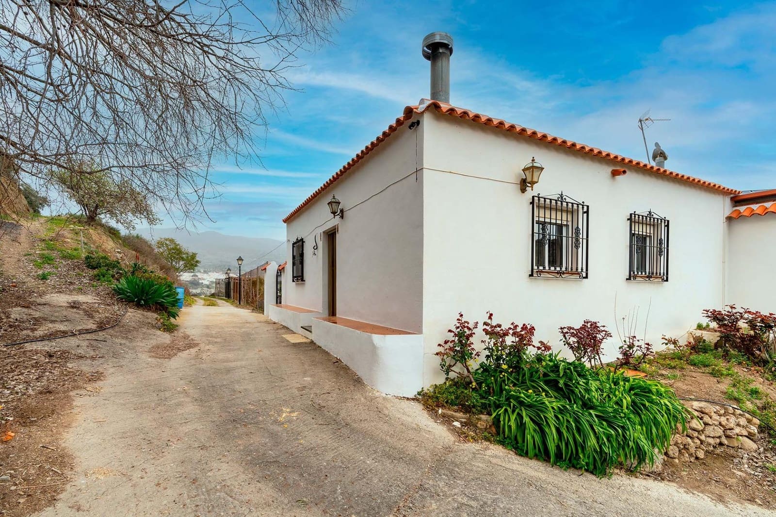 3 slaapkamer Villa te koop in Canjayar met garage - € 320.000 (Ref: 9659588)