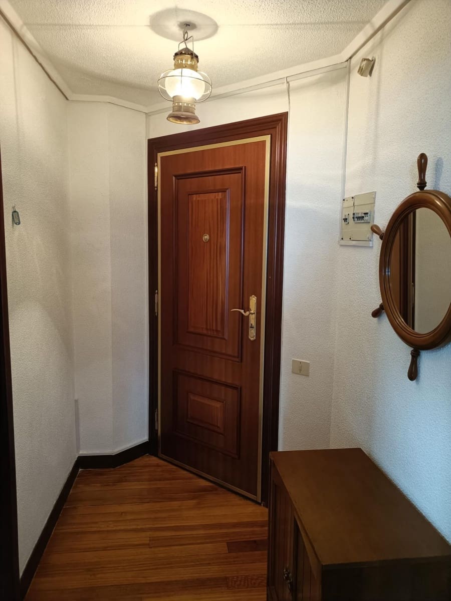 Piso de 1 habitación en Las Palmas de Gran Canaria en alquiler - 850 € (Ref: 9674453)