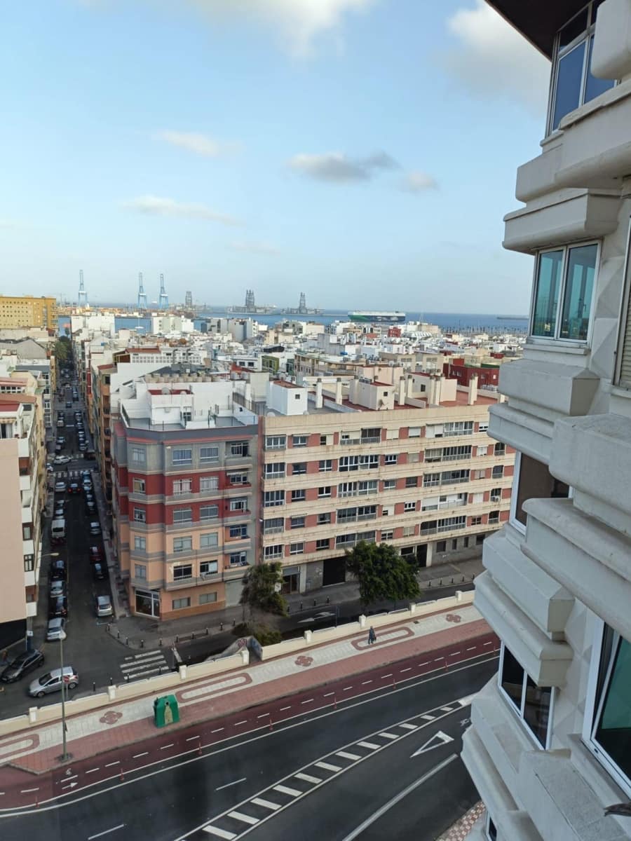 Piso de 1 habitación en Las Palmas de Gran Canaria en alquiler - 850 € (Ref: 9674453)