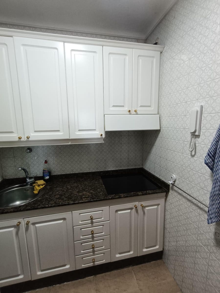 Piso de 1 habitación en Las Palmas de Gran Canaria en alquiler - 850 € (Ref: 9674453)