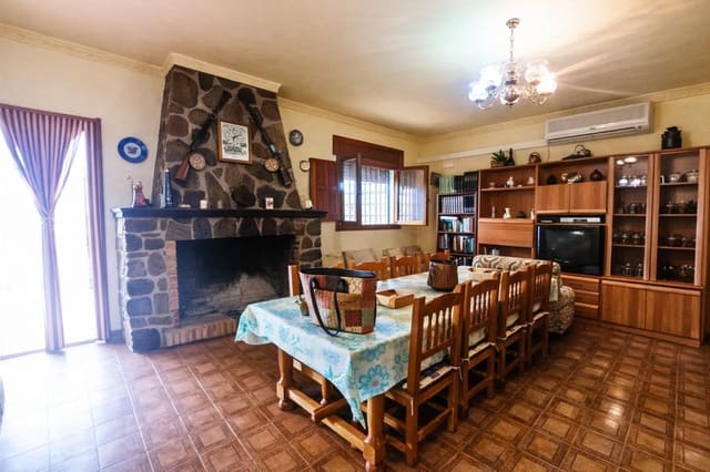 6 soverom Finca/Herregård til salgs i Horcajo de los Montes med svømmebasseng garasje - € 200 000 (Ref: 9674455)