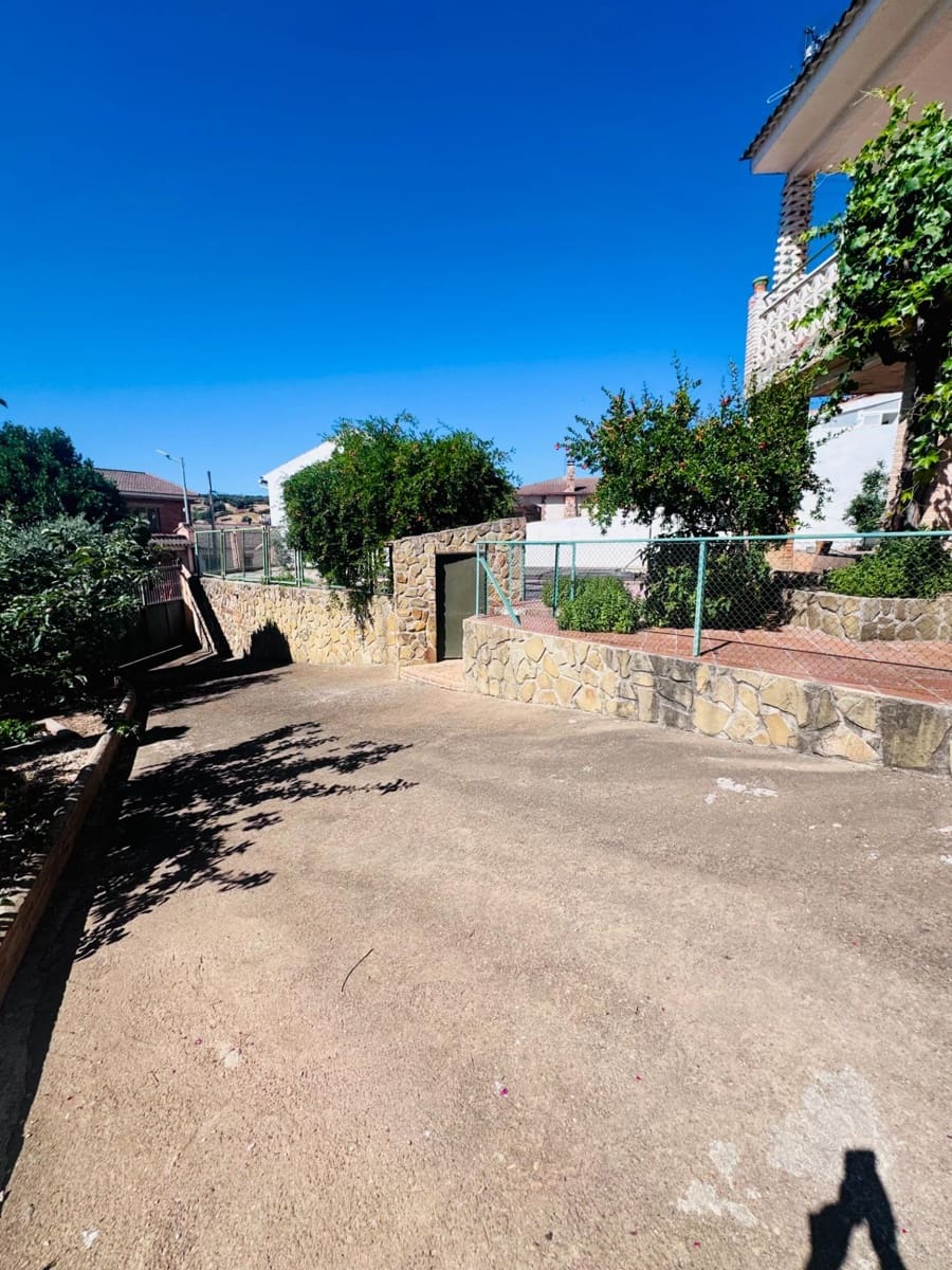 6 sovrum Finca/Hus på landet till salu i Horcajo de los Montes med pool garage - 200 000 € (Ref: 9674455)