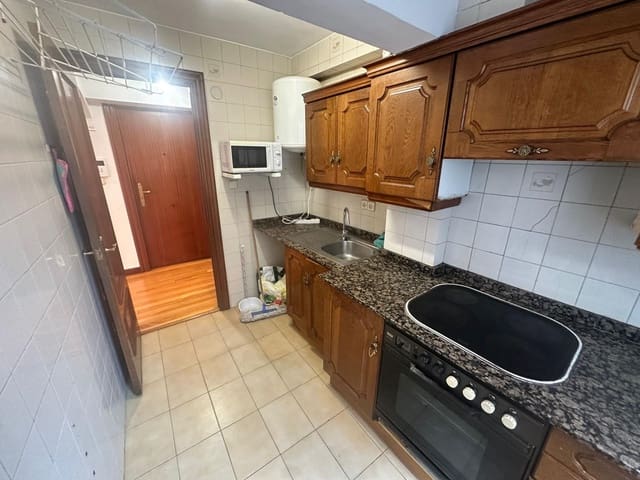 3 soveværelse Lejlighed til salg i Santander - € 199.000 (Ref: 9674456)