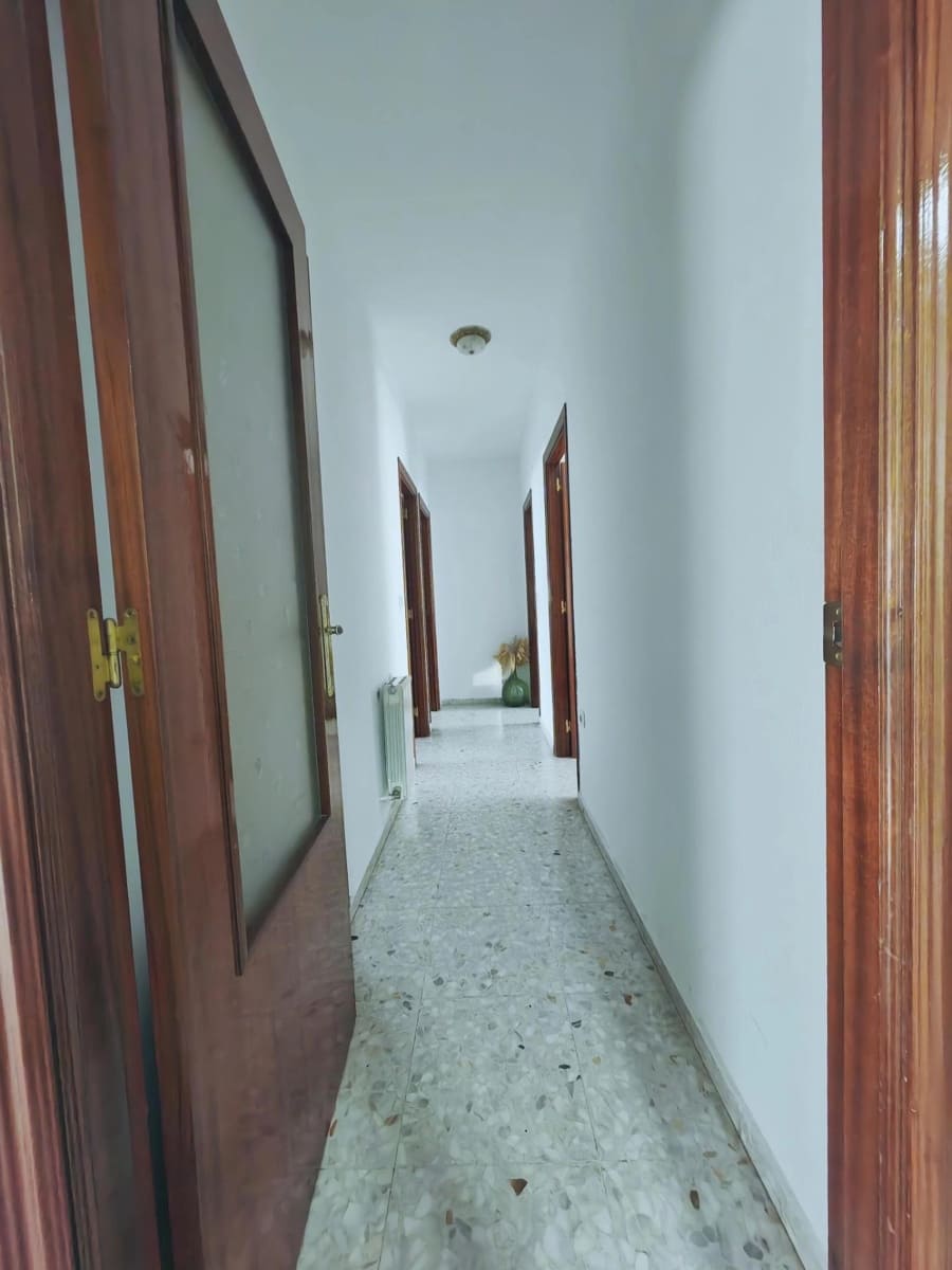 3 bedroom Flat for sale in Don Benito - € 130,000 (Ref: 9674457)