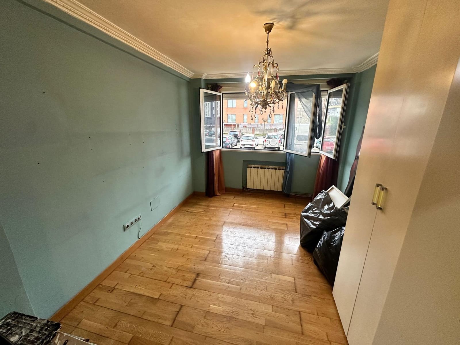 2 soveværelse Lejlighed til salg i Santander med garage - € 180.000 (Ref: 9674458)