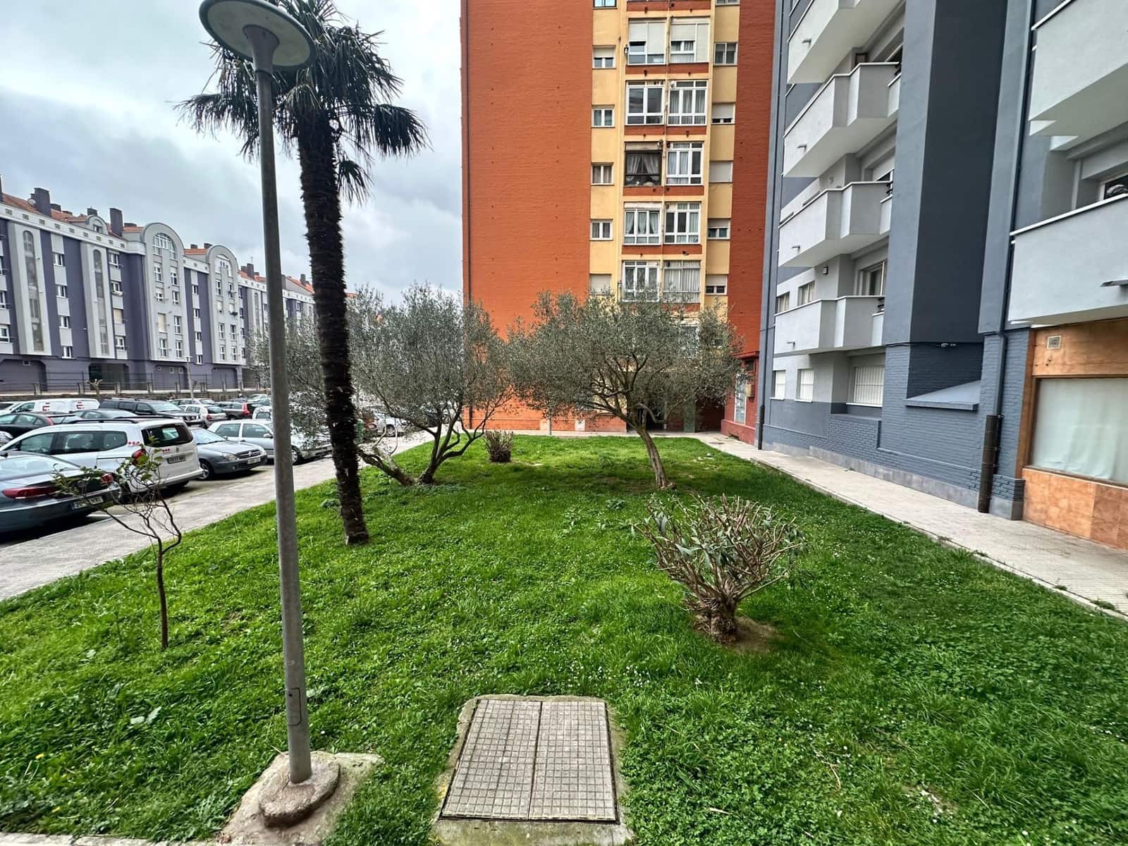 2 soveværelse Lejlighed til salg i Santander med garage - € 180.000 (Ref: 9674458)