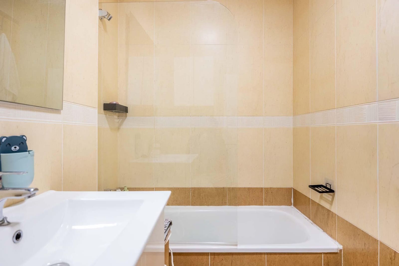 Piso de 2 habitaciones en Mairena del Aljarafe en venta con piscina garaje - 279.000 € (Ref: 9674459)