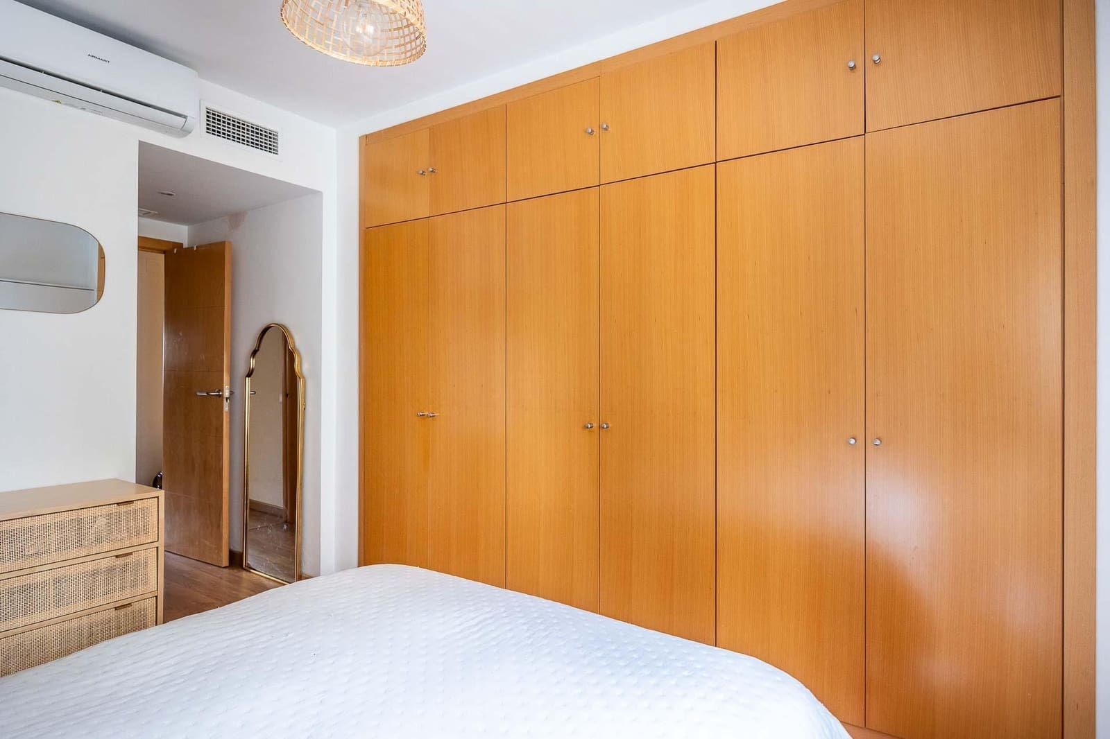 Piso de 2 habitaciones en Mairena del Aljarafe en venta con piscina garaje - 279.000 € (Ref: 9674459)