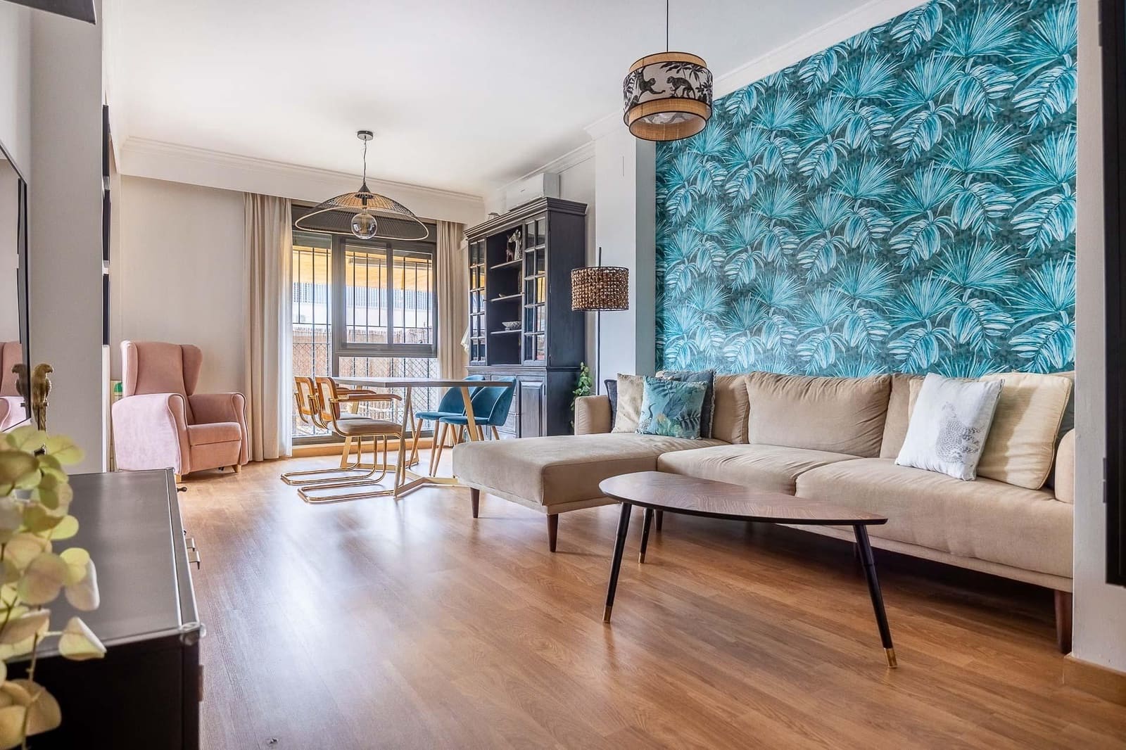 Piso de 2 habitaciones en Mairena del Aljarafe en venta con piscina garaje - 279.000 € (Ref: 9674459)