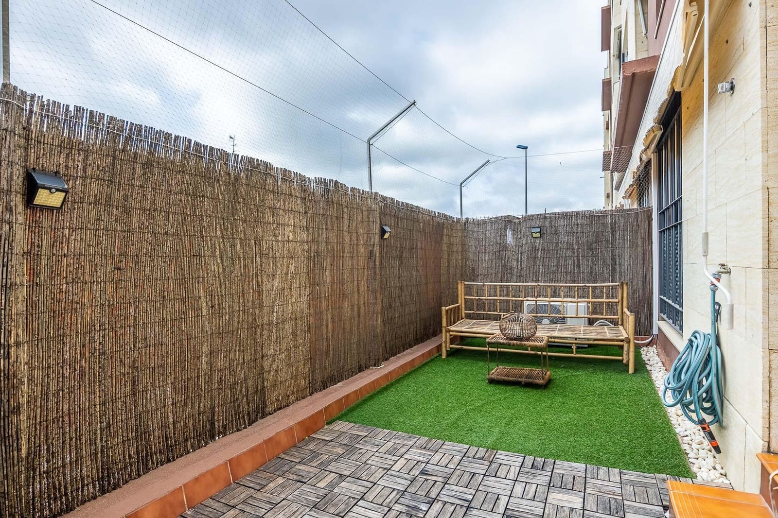 Piso de 2 habitaciones en Mairena del Aljarafe en venta con piscina garaje - 279.000 € (Ref: 9674459)