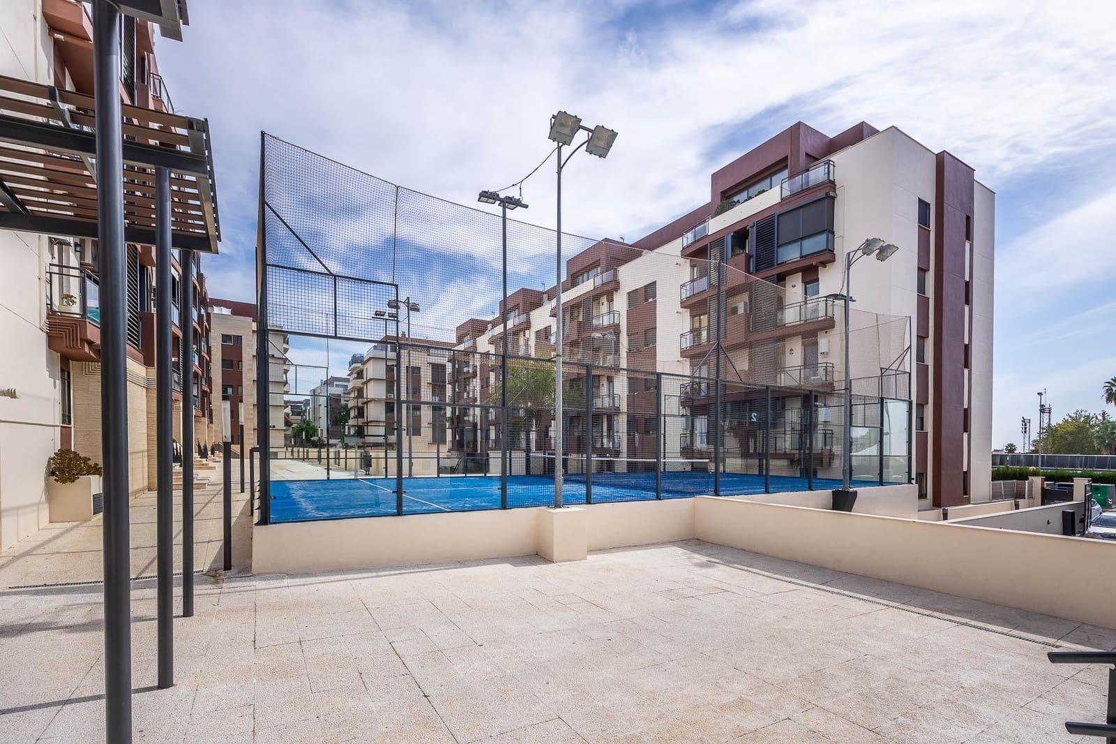 Piso de 2 habitaciones en Mairena del Aljarafe en venta con piscina garaje - 279.000 € (Ref: 9674459)