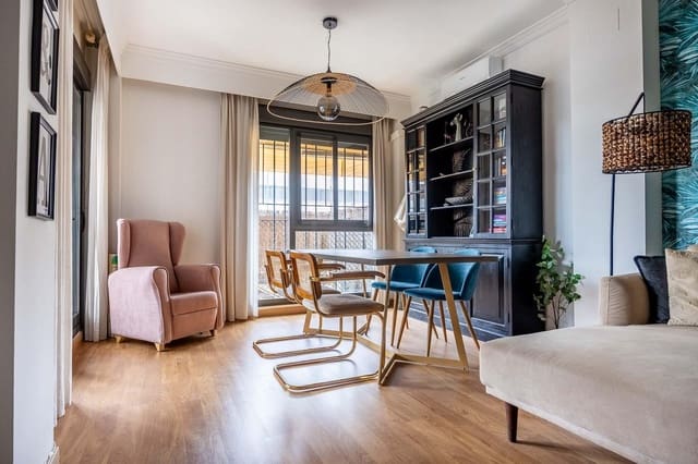 2 chambre Appartement à vendre à Mairena del Aljarafe avec piscine garage - 264 000 € (Ref: 9674459)