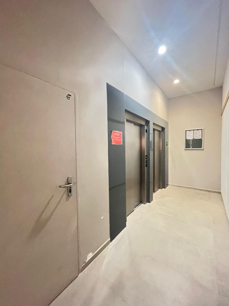 3 sovrum Lägenhet att hyra i Las Palmas de Gran Canaria med pool - 2 200 € (Ref: 9677619)