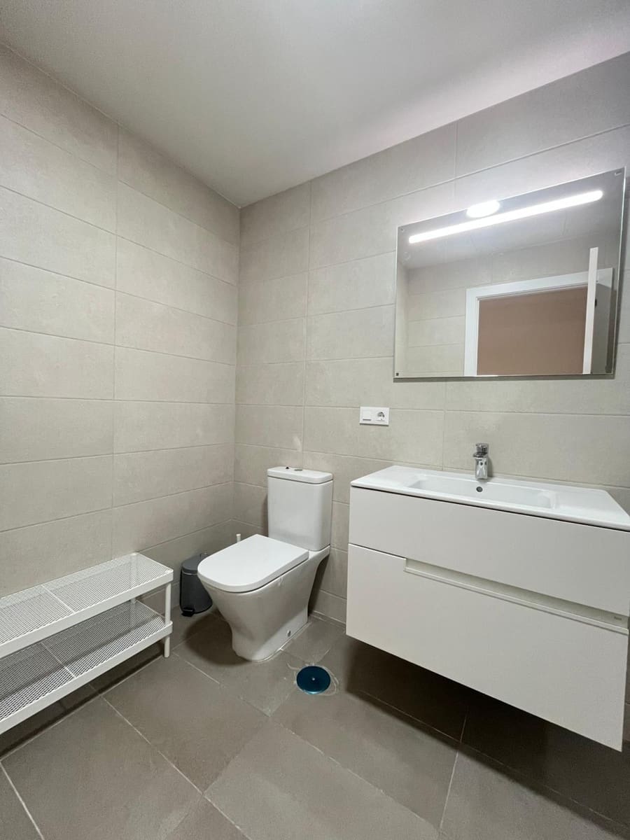 3 sovrum Lägenhet att hyra i Las Palmas de Gran Canaria med pool - 2 200 € (Ref: 9677619)