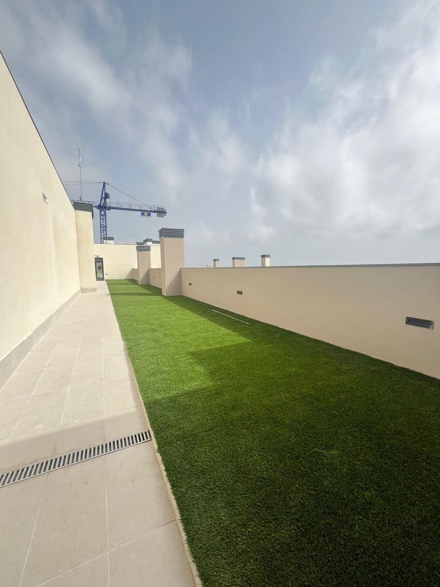 3 sovrum Lägenhet att hyra i Las Palmas de Gran Canaria med pool - 2 200 € (Ref: 9677619)