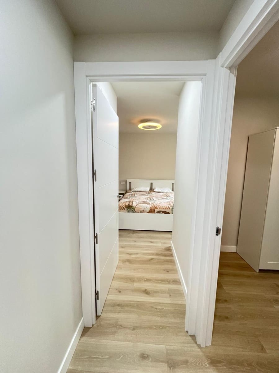 3 sovrum Lägenhet att hyra i Las Palmas de Gran Canaria med pool - 2 200 € (Ref: 9677619)