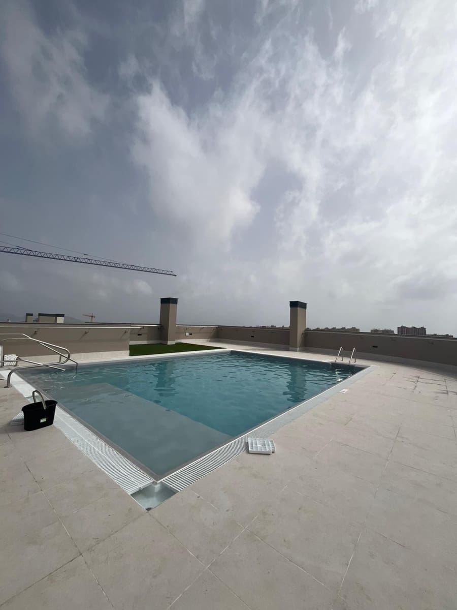 3 sovrum Lägenhet att hyra i Las Palmas de Gran Canaria med pool - 2 200 € (Ref: 9677619)