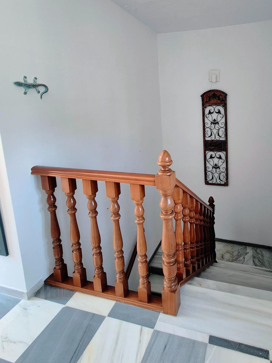 Chalet de 6 habitaciones en Aguadulce (Almeria) en venta con garaje - 590.000 € (Ref: 9677620)