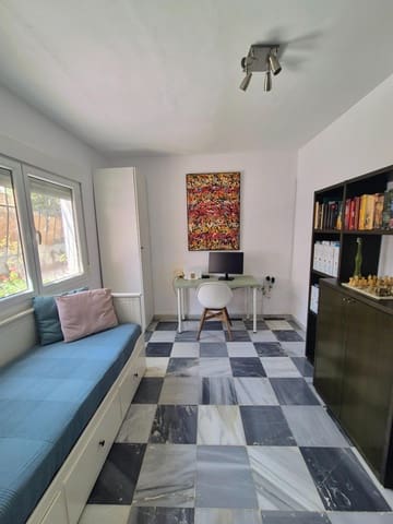 Chalet de 6 habitaciones en Aguadulce (Almeria), Roquetas de Mar en venta con garaje - 590.000 € (Ref: 9677620)