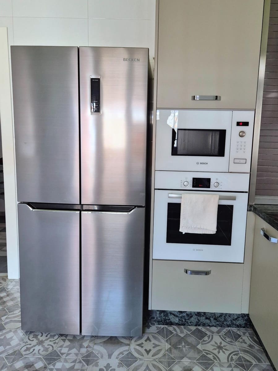 Chalet de 6 habitaciones en Aguadulce (Almeria) en venta con garaje - 590.000 € (Ref: 9677620)