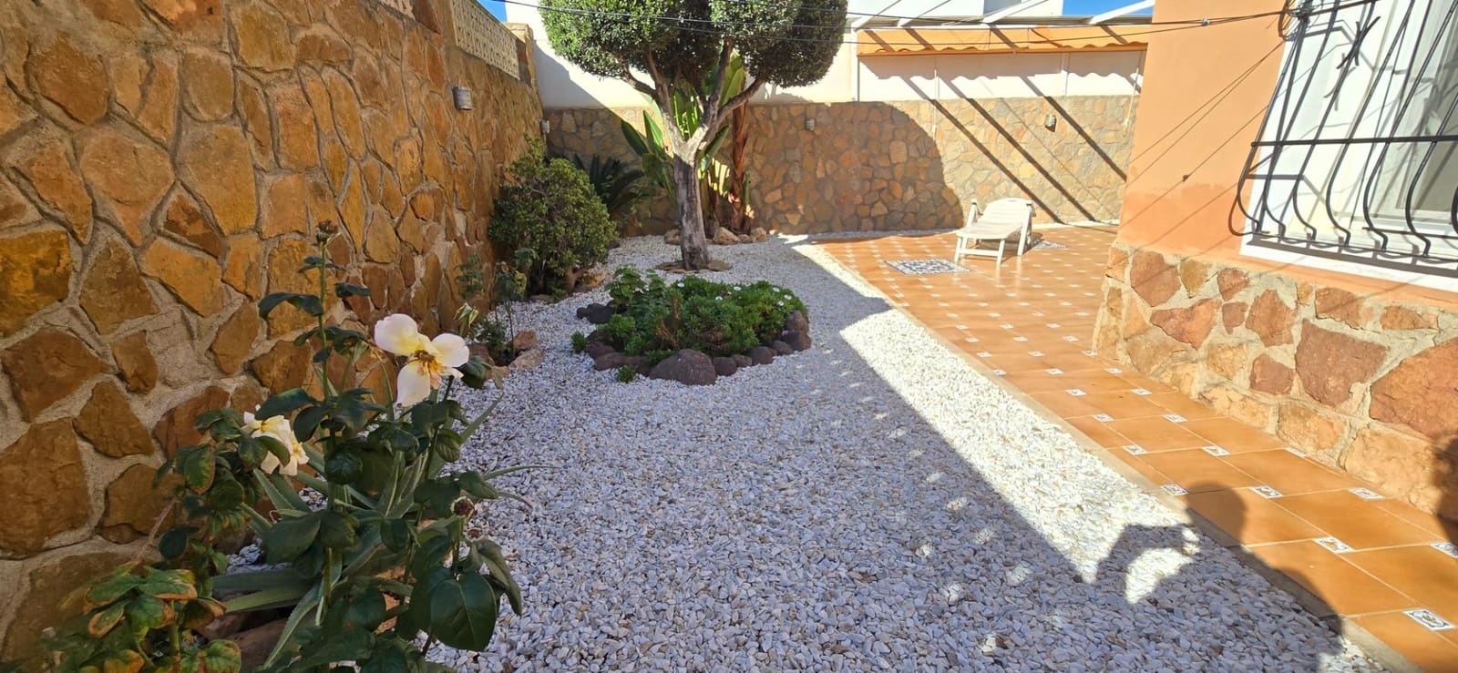 Chalet de 6 habitaciones en Aguadulce (Almeria) en venta con garaje - 590.000 € (Ref: 9677620)