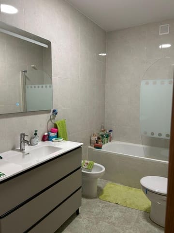 Chalet de 4 habitaciones en Horche en venta con piscina garaje - 480.000 € (Ref: 9679987)