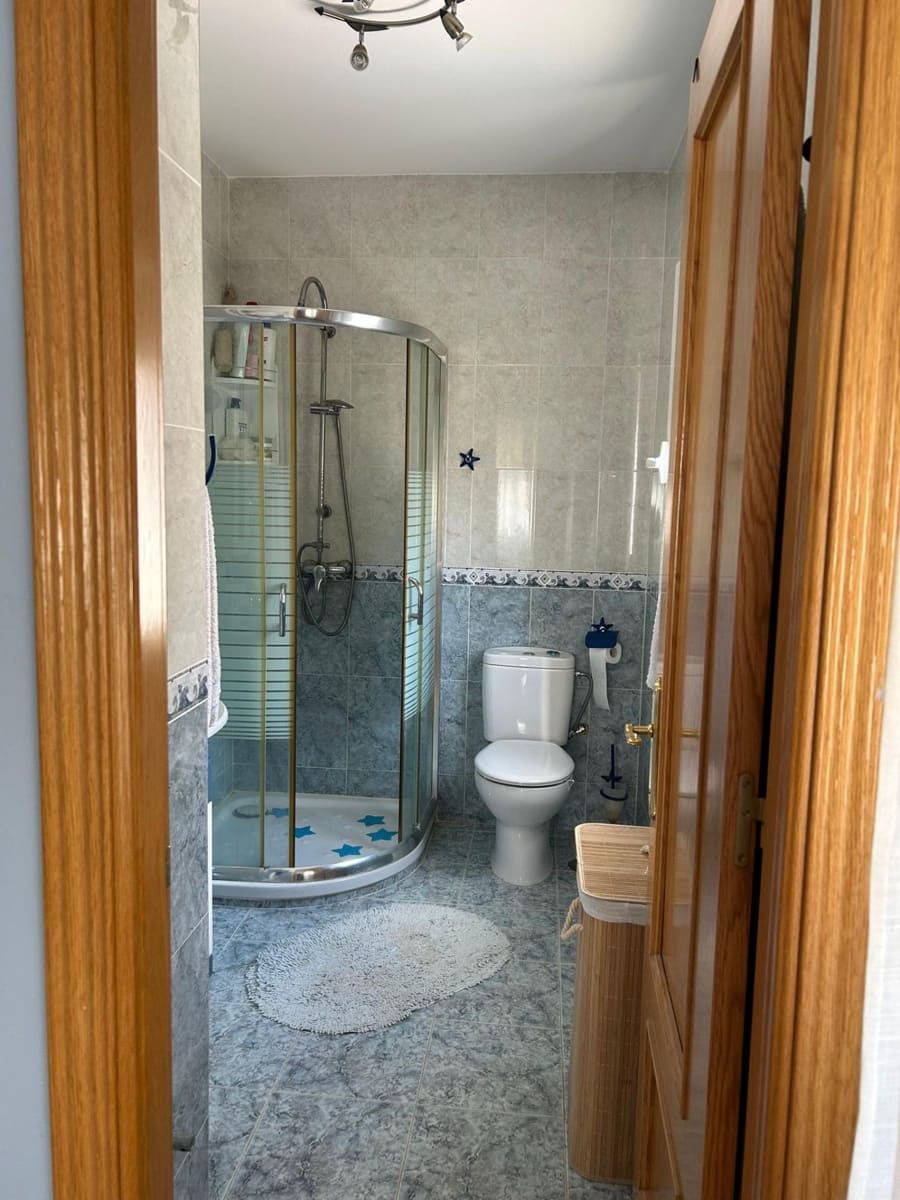 Chalet de 4 habitaciones en Horche en venta con piscina garaje - 480.000 € (Ref: 9679987)