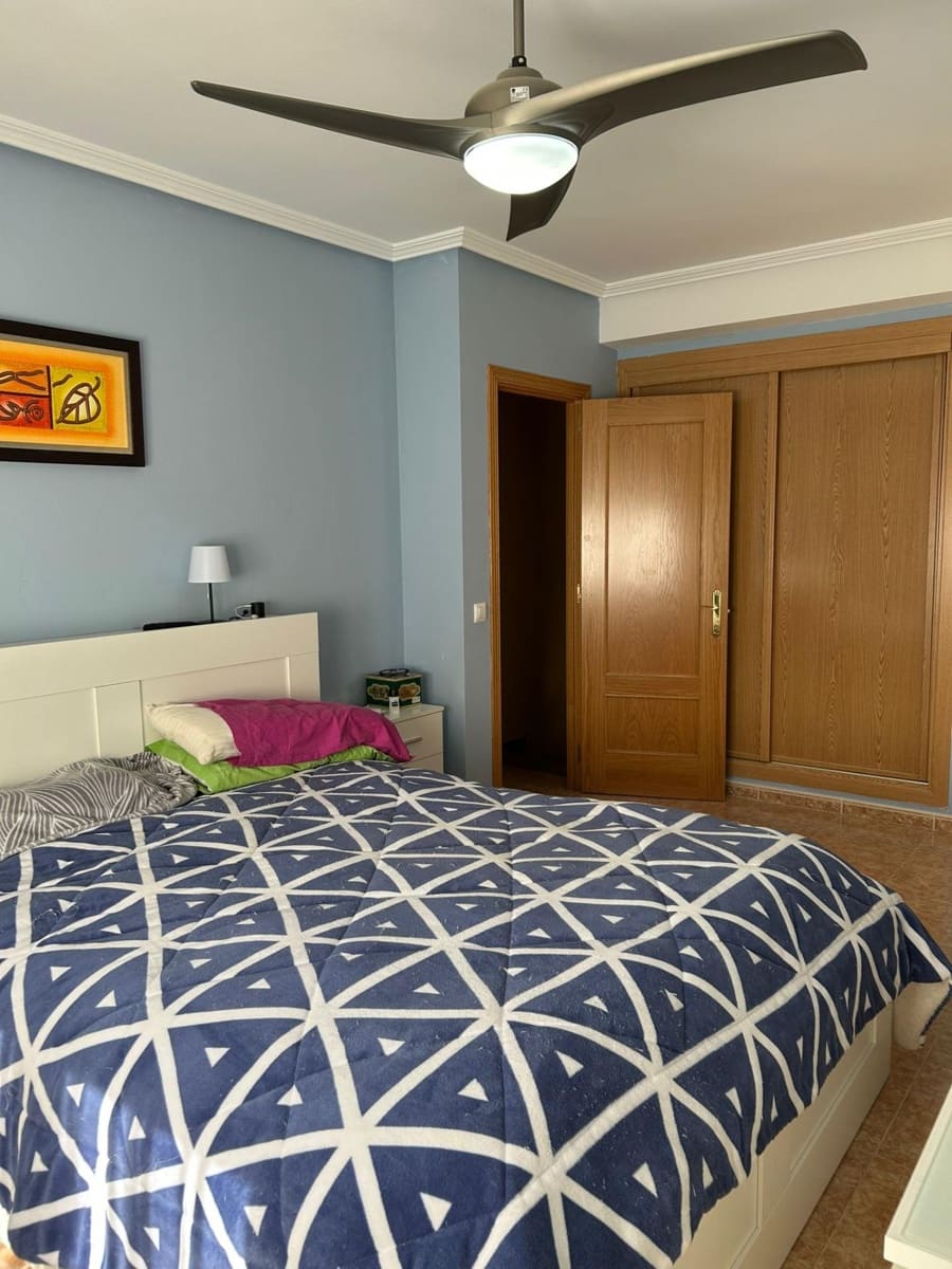 Chalet de 4 habitaciones en Horche en venta con piscina garaje - 480.000 € (Ref: 9679987)