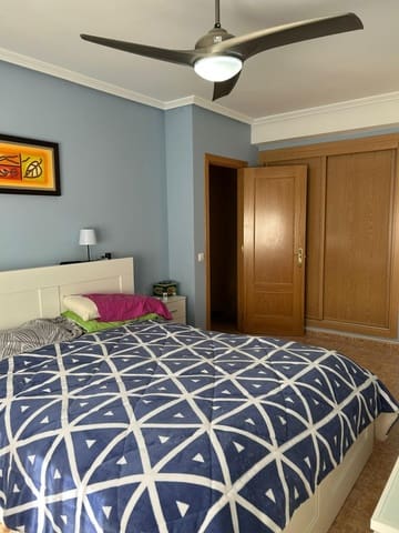 Chalet de 4 habitaciones en Horche en venta con piscina garaje - 480.000 € (Ref: 9679987)