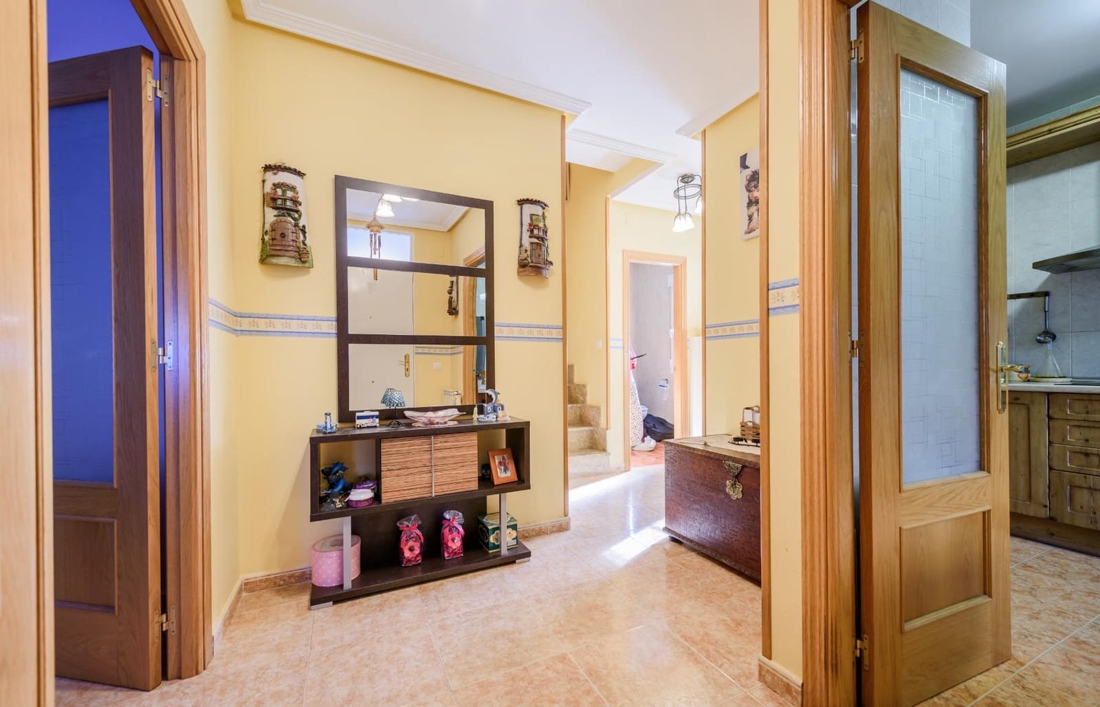 Chalet de 4 habitaciones en Horche en venta con piscina garaje - 480.000 € (Ref: 9679987)