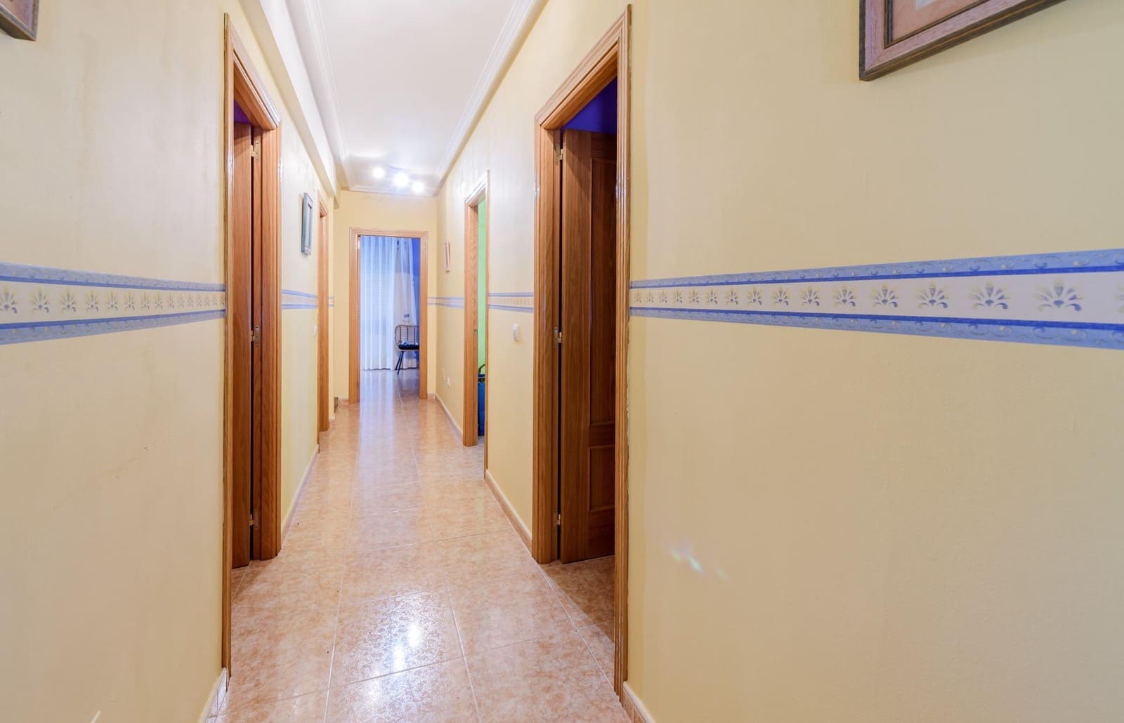 Chalet de 4 habitaciones en Horche en venta con piscina garaje - 480.000 € (Ref: 9679987)