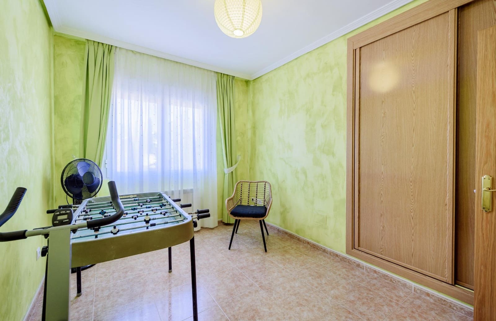 Chalet de 4 habitaciones en Horche en venta con piscina garaje - 480.000 € (Ref: 9679987)