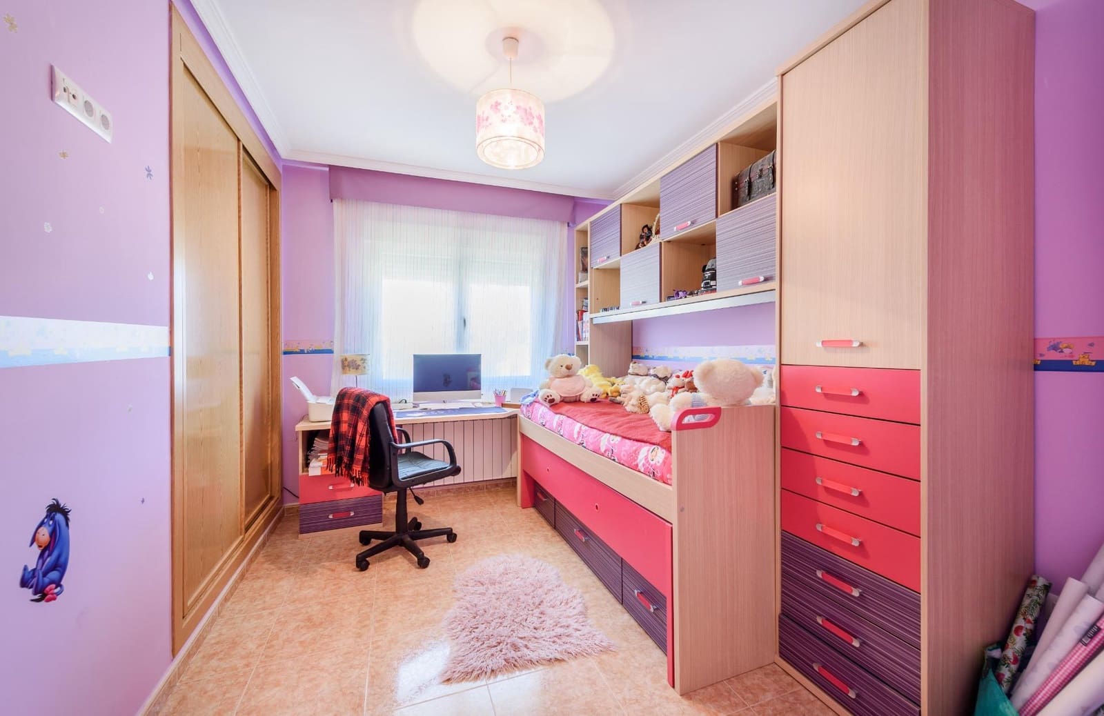 Chalet de 4 habitaciones en Horche en venta con piscina garaje - 480.000 € (Ref: 9679987)